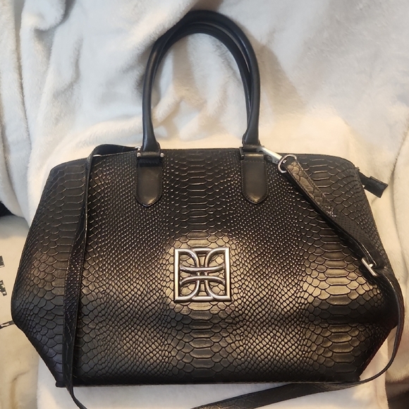 Dorsa EUC Black Crocodile Embossed Designer Tote Bag or Crossbody - Picture 1 of 7